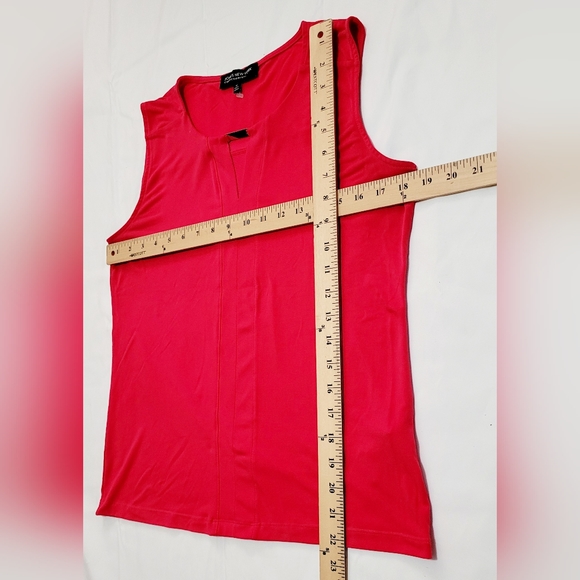 Jones New York sleeveless Red top Size medium - Picture 6 of 8